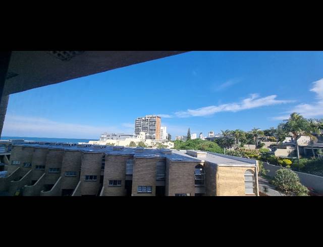 3 BEDROOM APARTMENT FOR SALE IN UMHLANGA CENTRAL